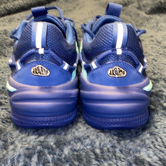 Puma Dreamers Basketball Shoes - Picture 3 of 3